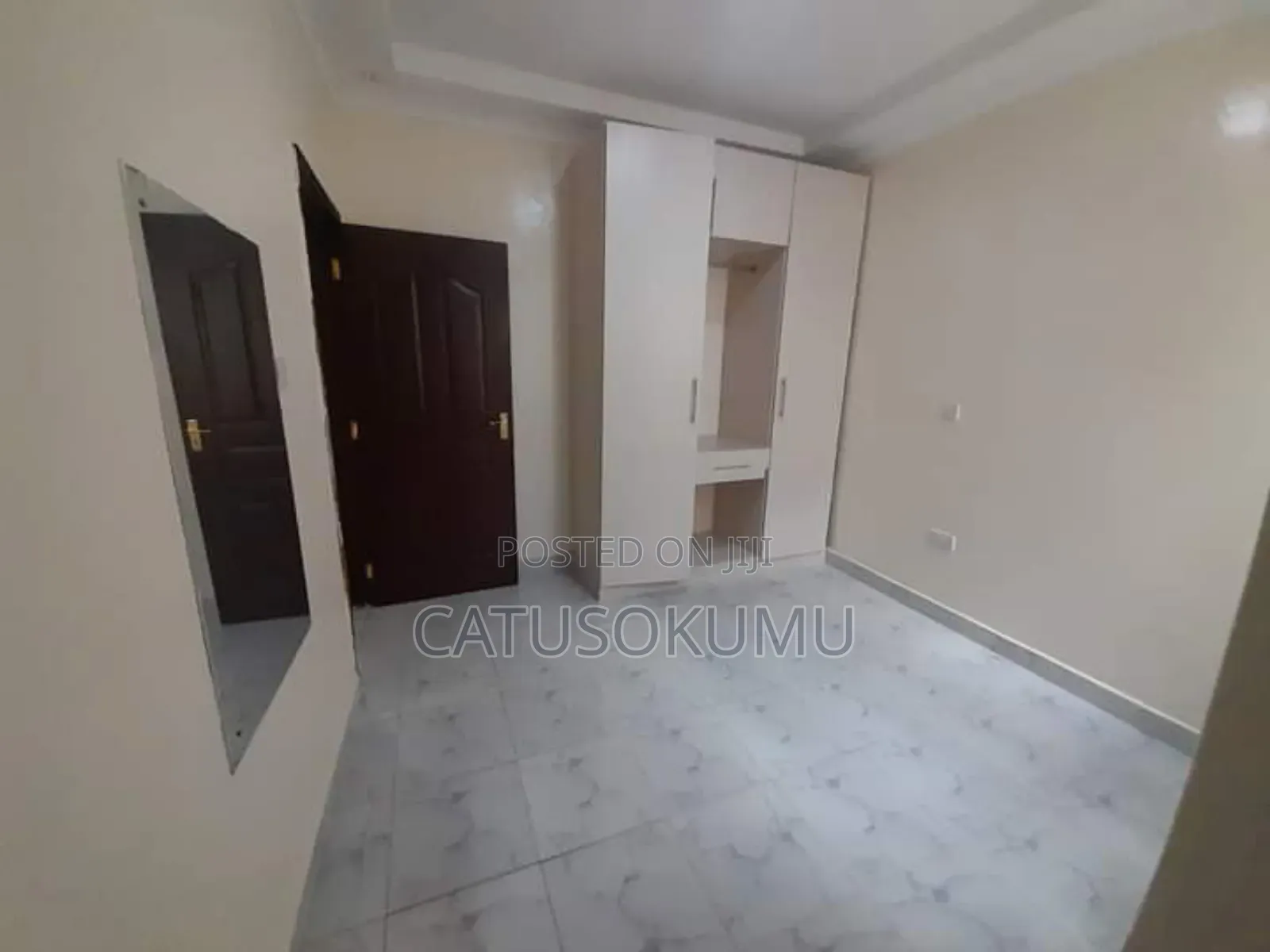 4bdrm Maisonette in Gateway Mall Area for rent