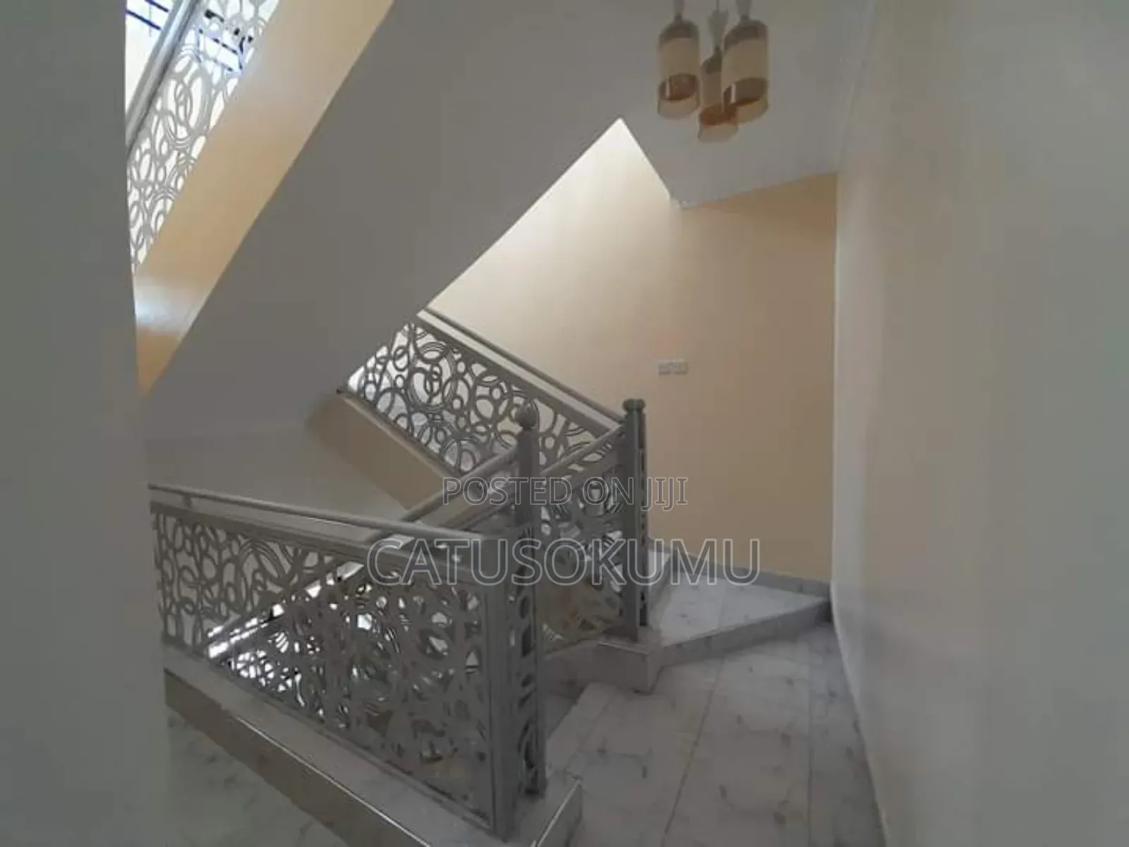 4bdrm Maisonette in Gateway Mall Area for rent