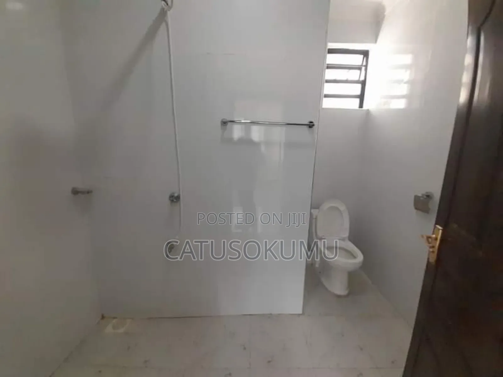 4bdrm Maisonette in Gateway Mall Area for rent