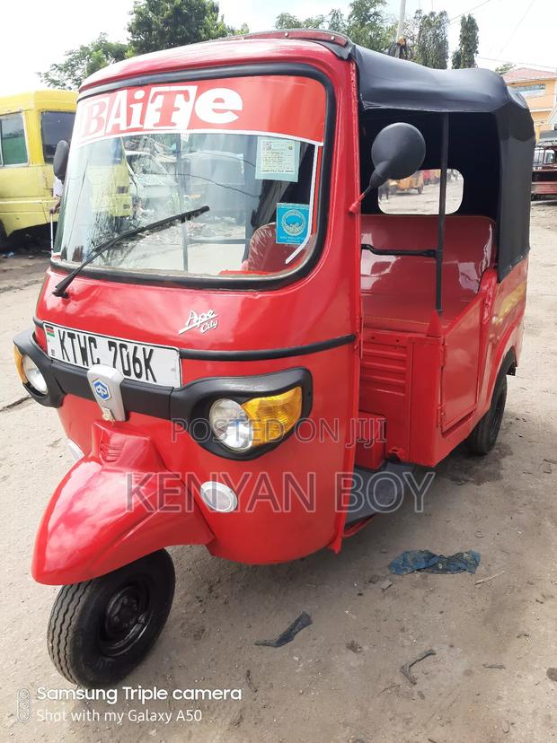 Piaggio Scooter 2020 Red - thumbnail 2