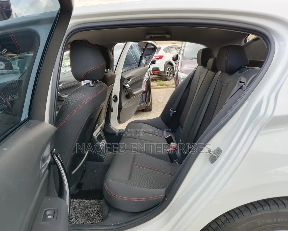 BMW 118i 2017 White