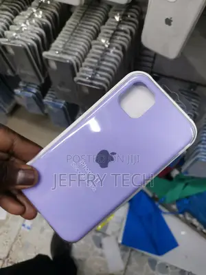 Apple iPhone 11 Pro Silicone Case - Purple