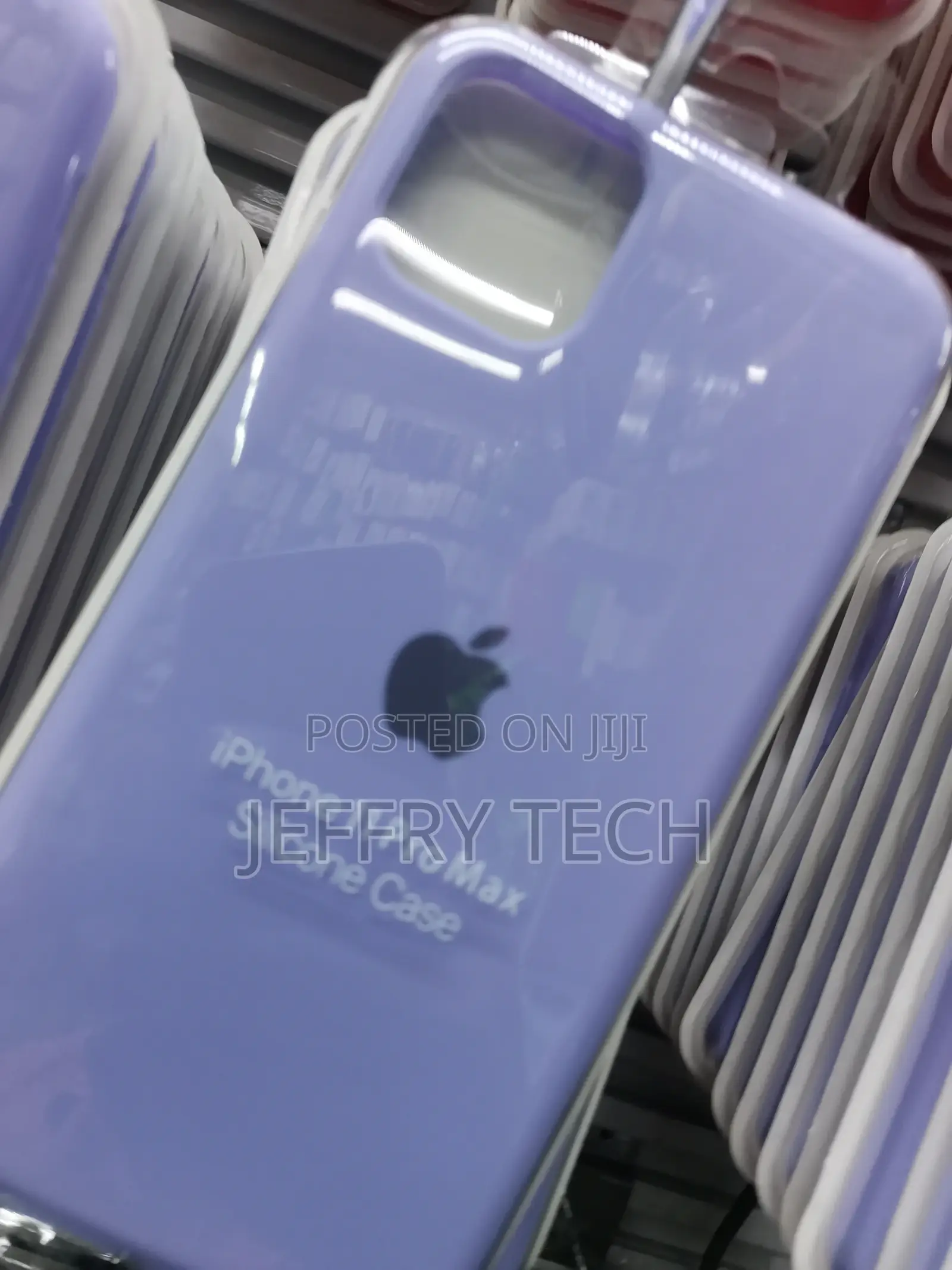 iPhone 11 Pro Max Silicone Logo Case COVER/ BACK Purple