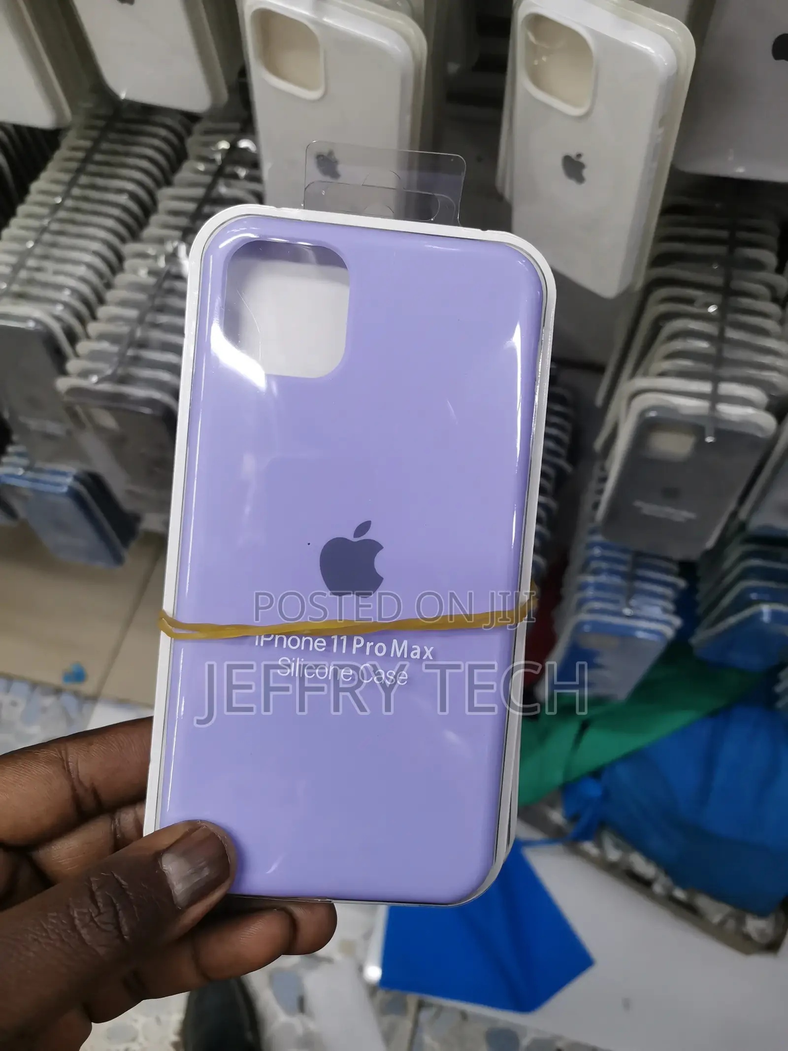 iPhone 11 Pro Max Silicone Logo Case COVER/ BACK Purple