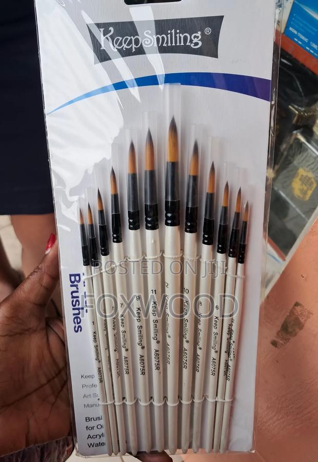 Round Artist Brush Set 12pcs - thumbnail 4