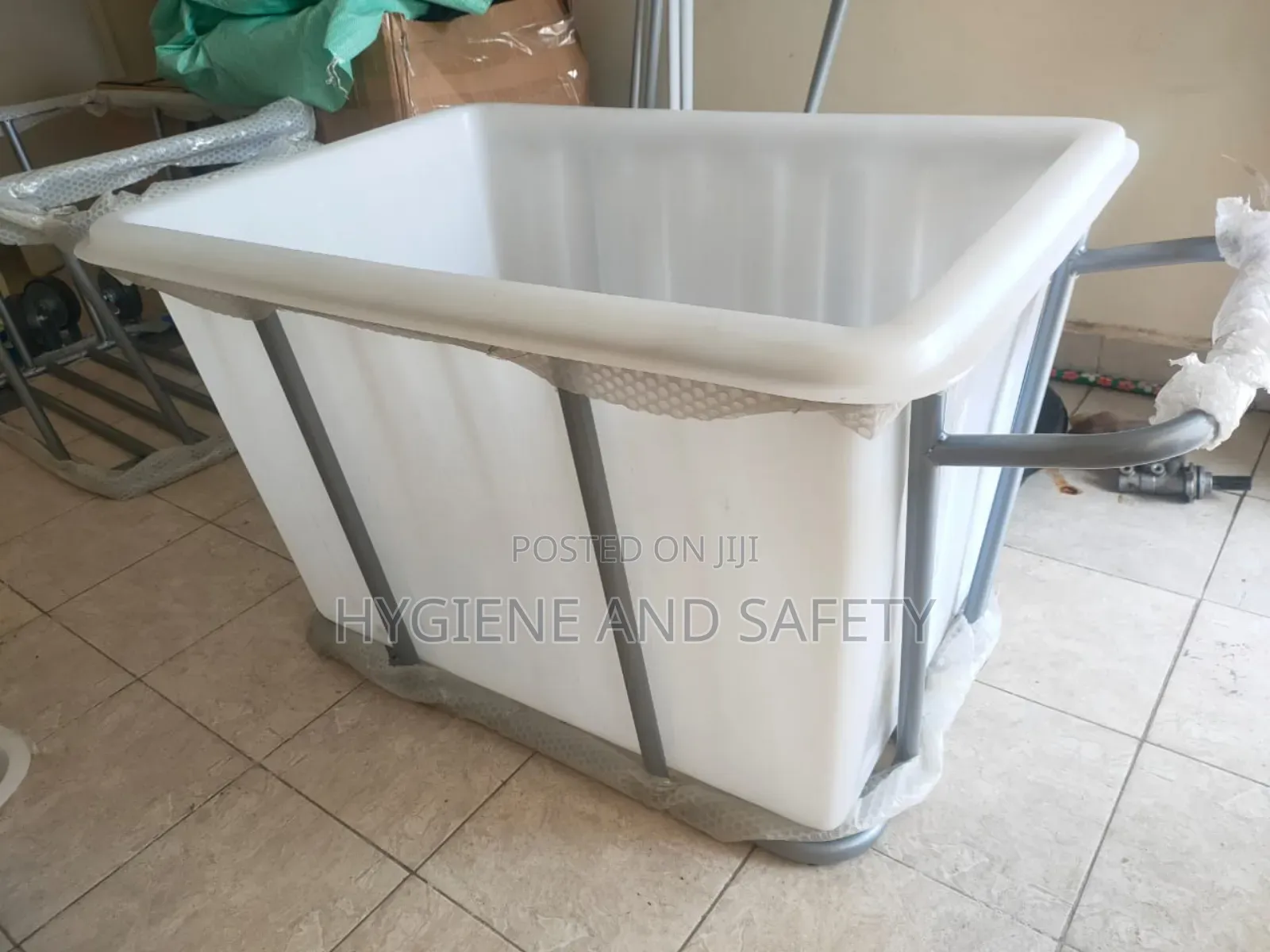 Laundry Trolley Wet