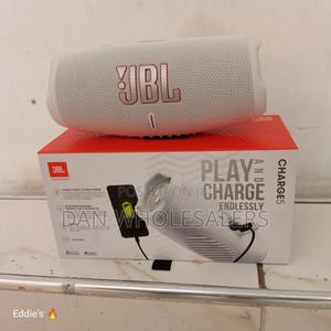 JBL Charge 5 Play Charge - thumbnail 2
