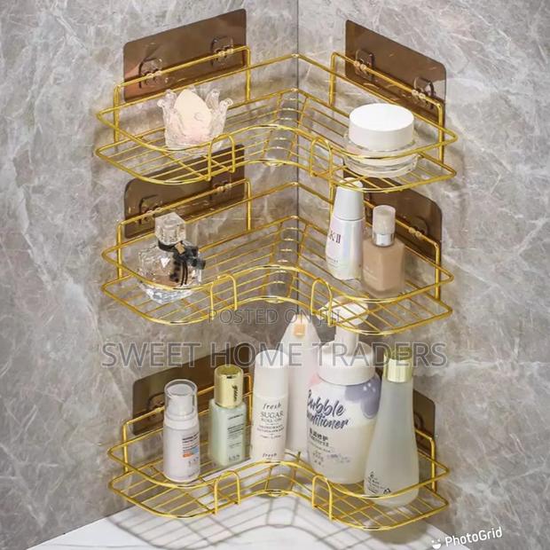 Gold Triangular Corner Shelf KSH *Zay - main view