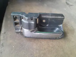 Toyota Isis Inside Door Handle