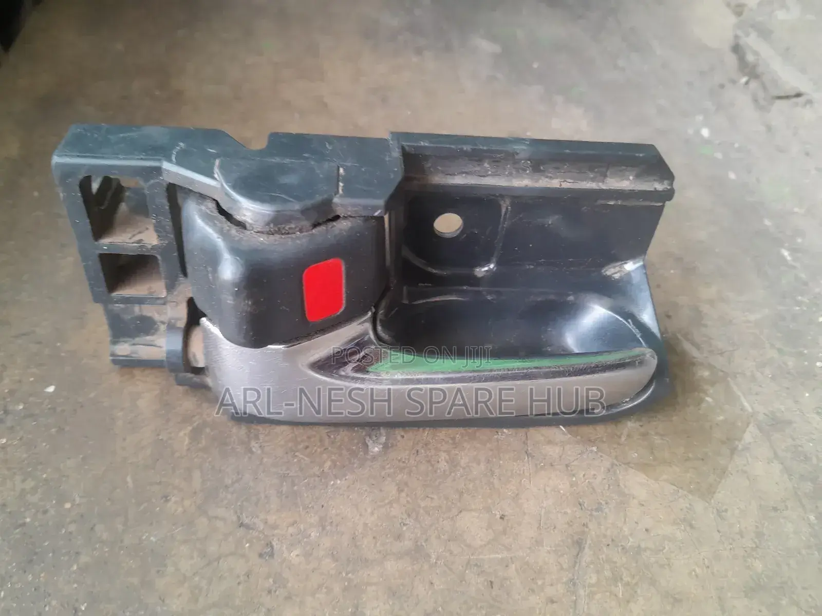 Toyota Isis Inside Door Handle