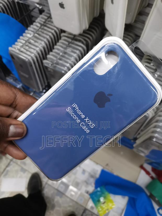 Apple iPhone X/Xs Original Silicone Case - Blue - thumbnail 2