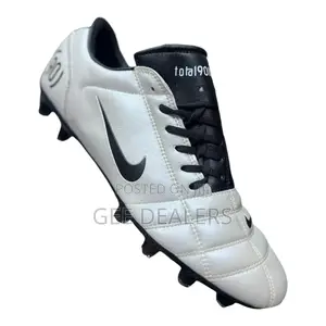 Nike T90 Soccer Boots >Total 90 Football Boots Size 40-45