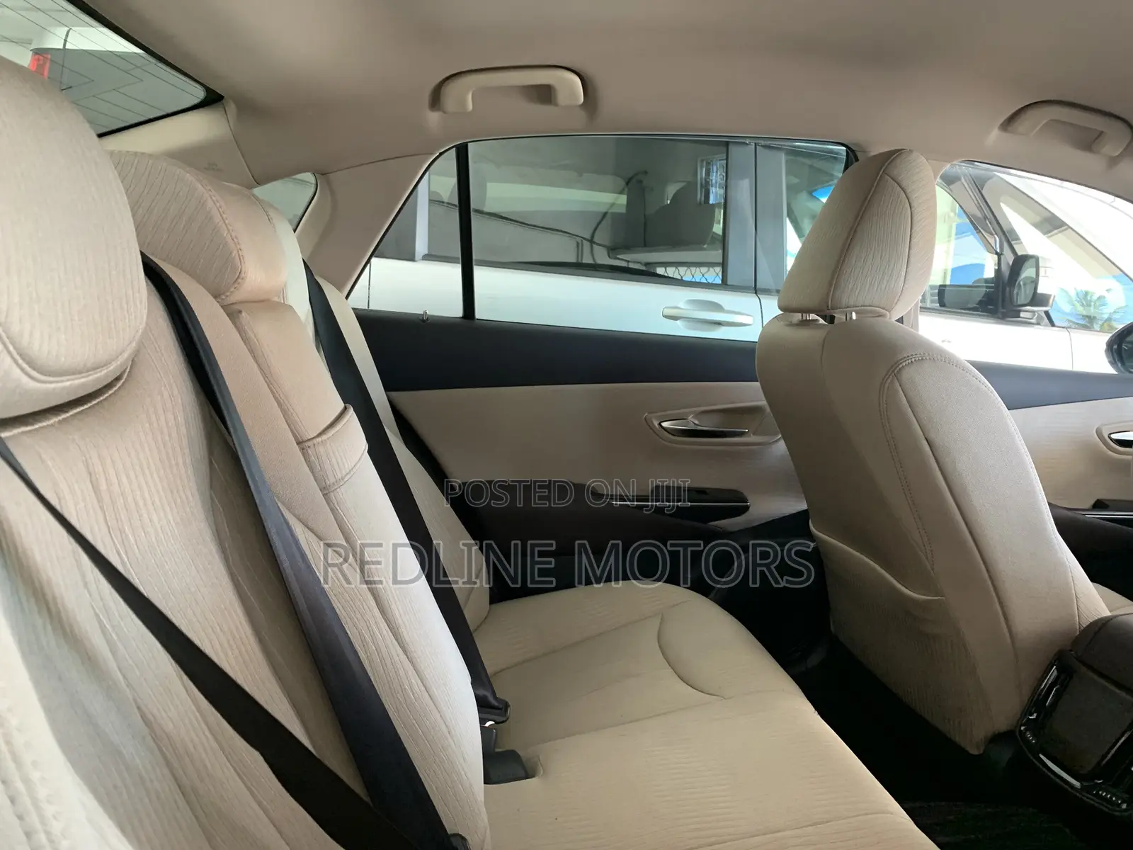 Toyota Crown 2018 Blue