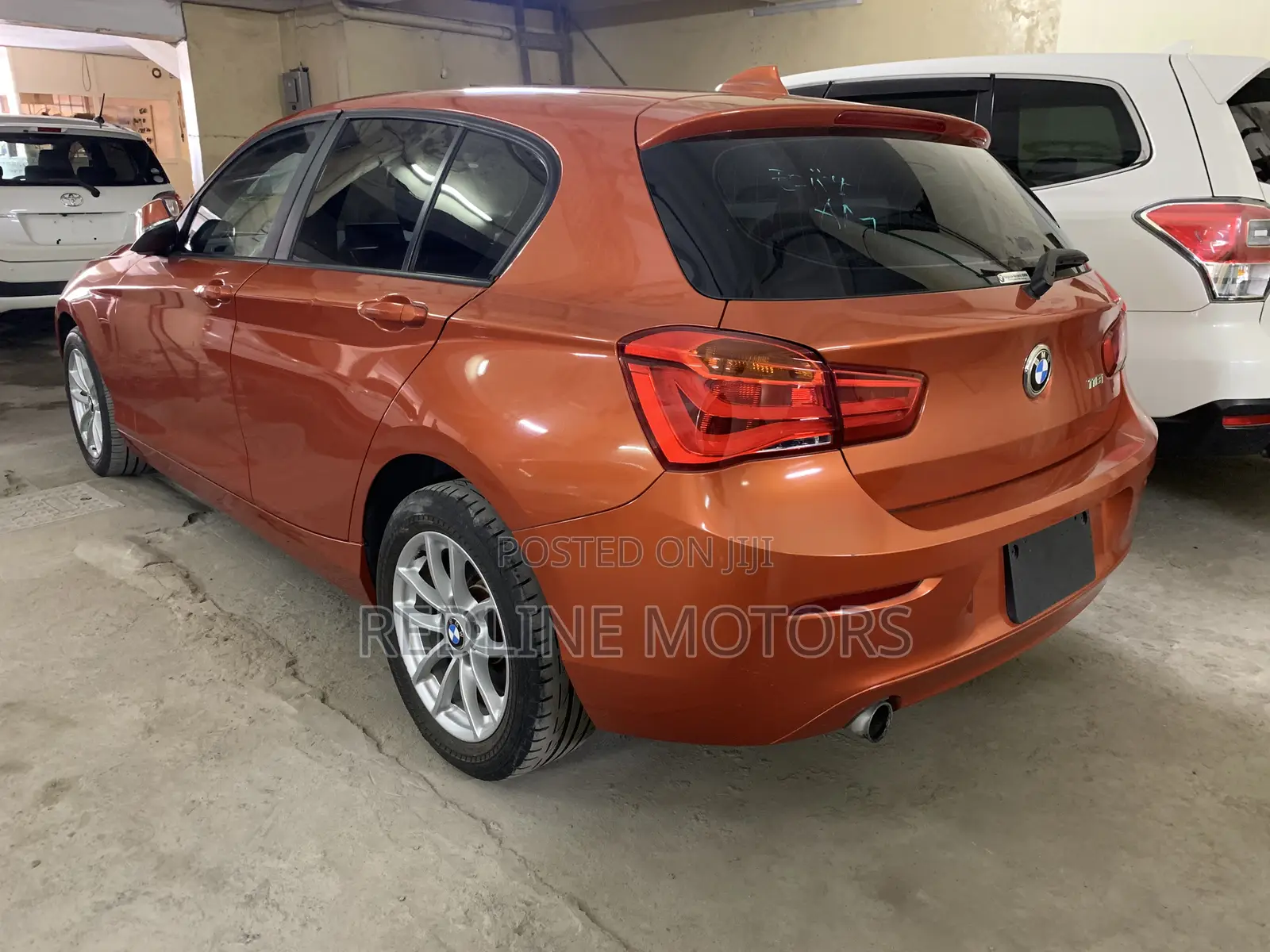BMW 118i 2016 Orange