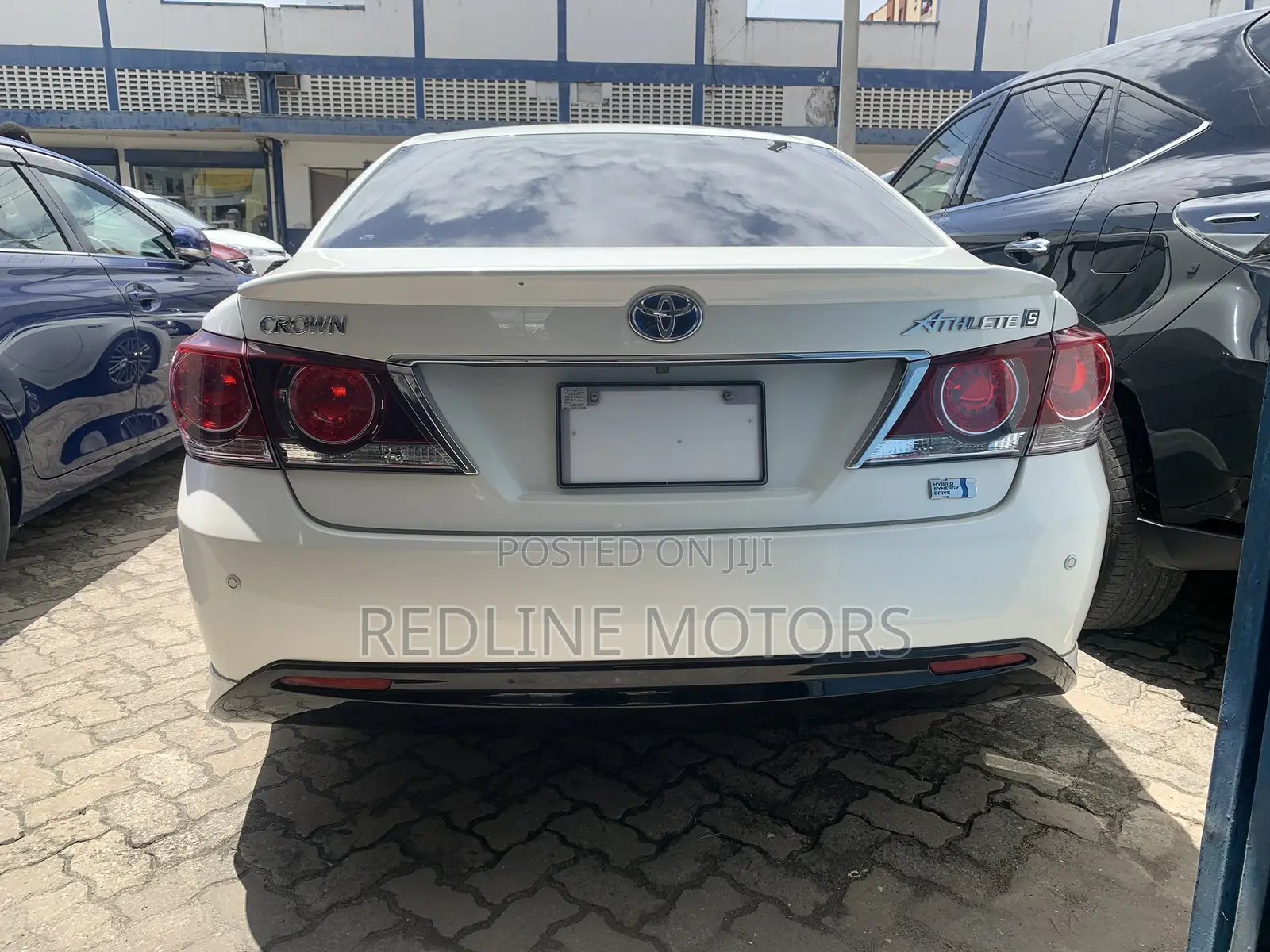 Toyota Crown 2017 Off white