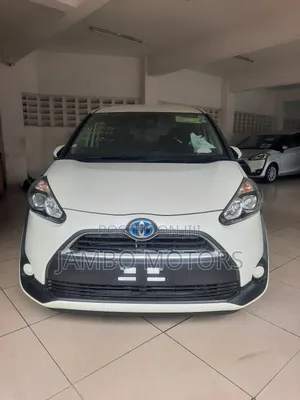 Toyota Sienta 1.5 Hybrid FWD (6-seater) 2018 White