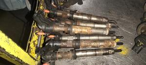 Clean Ex Japan 4P10 Engine - thumbnail 2