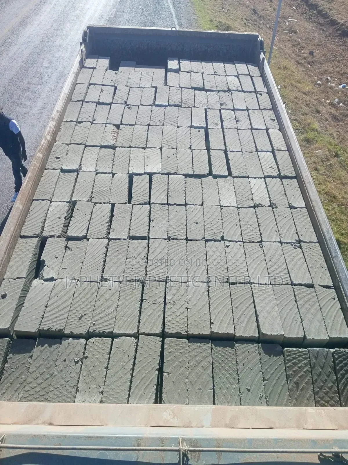 Ndarugo Stones,~Grade (1)