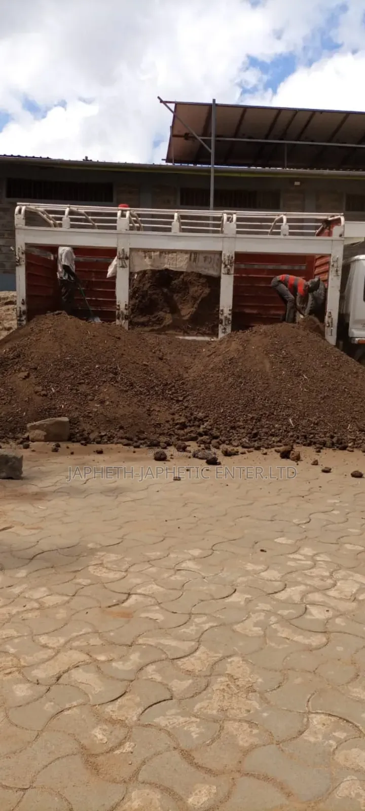 Complete Decomposed Manure