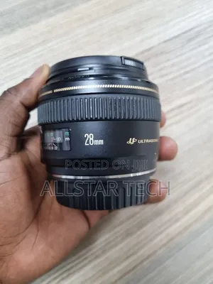 Canon 28mm Ultrasonic 1.8
