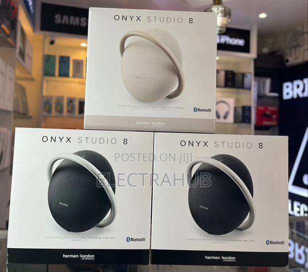 Harman Onyx Studio 8 Portable Speaker New Sealed