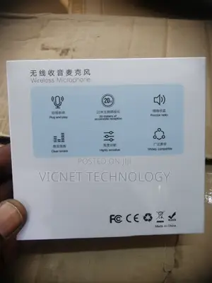 Noise Cancellation Wireless Microphones With Charging Case