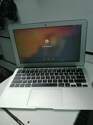 Laptop Apple MacBook Air 4GB Intel Core I5 SSD 128GB