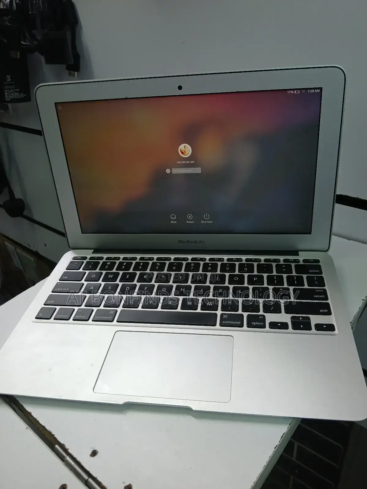 Laptop Apple MacBook Air 4GB Intel Core I5 SSD 128GB