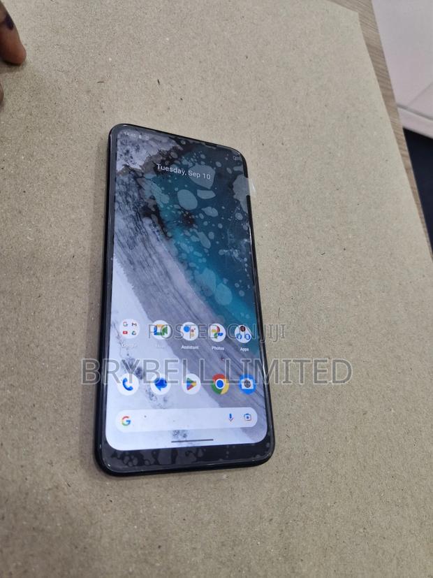 Nokia C32 128 GB Black - thumbnail 3