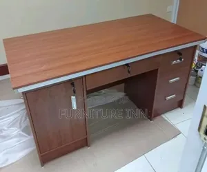 1.2M Office Table