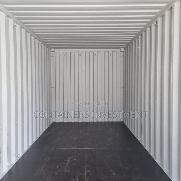 40ft Durable Shipping Containers for Sale-Ideal for Storage.