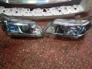 Suzuki Escudo/ Vitara Xenon Headlights Assembly (2015_2018)