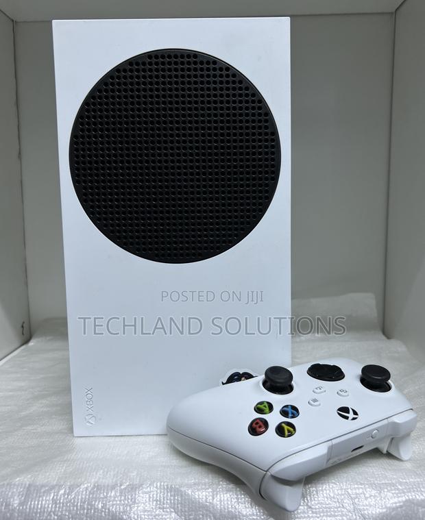 Xbox Series S - thumbnail 2