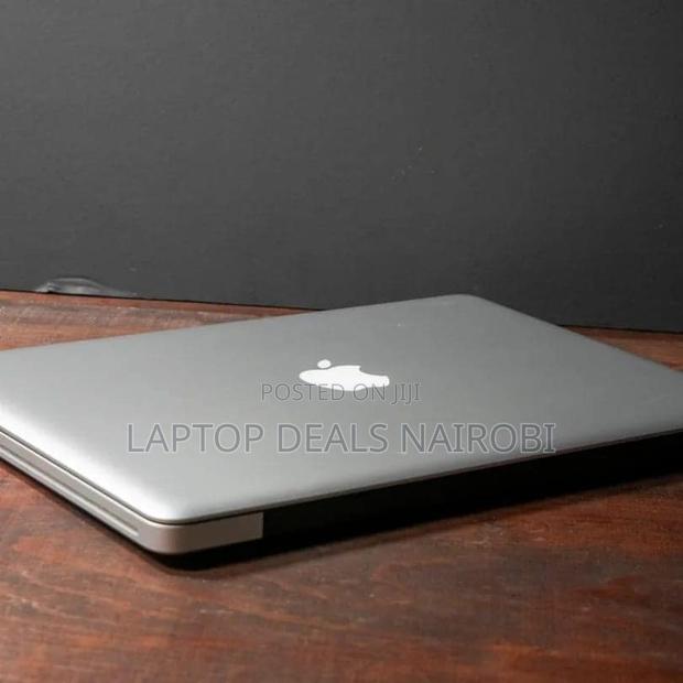 Laptop Apple MacBook Pro 2012 8GB Intel Core I5 SSD 256GB - thumbnail 3