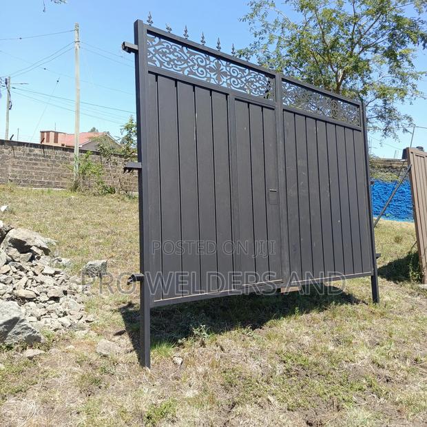 Simple Modern Modern Gate Design - thumbnail 3