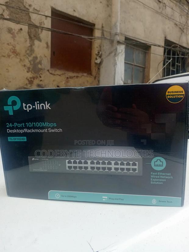 ~Tp-Link 24-Port 10/100mbps Desktop/Rackmount Switch ~ - main view