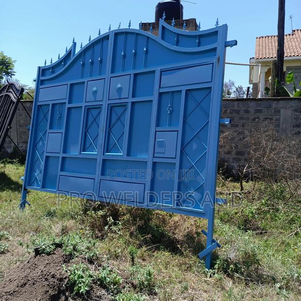 Blue Readymade Gate - thumbnail 2