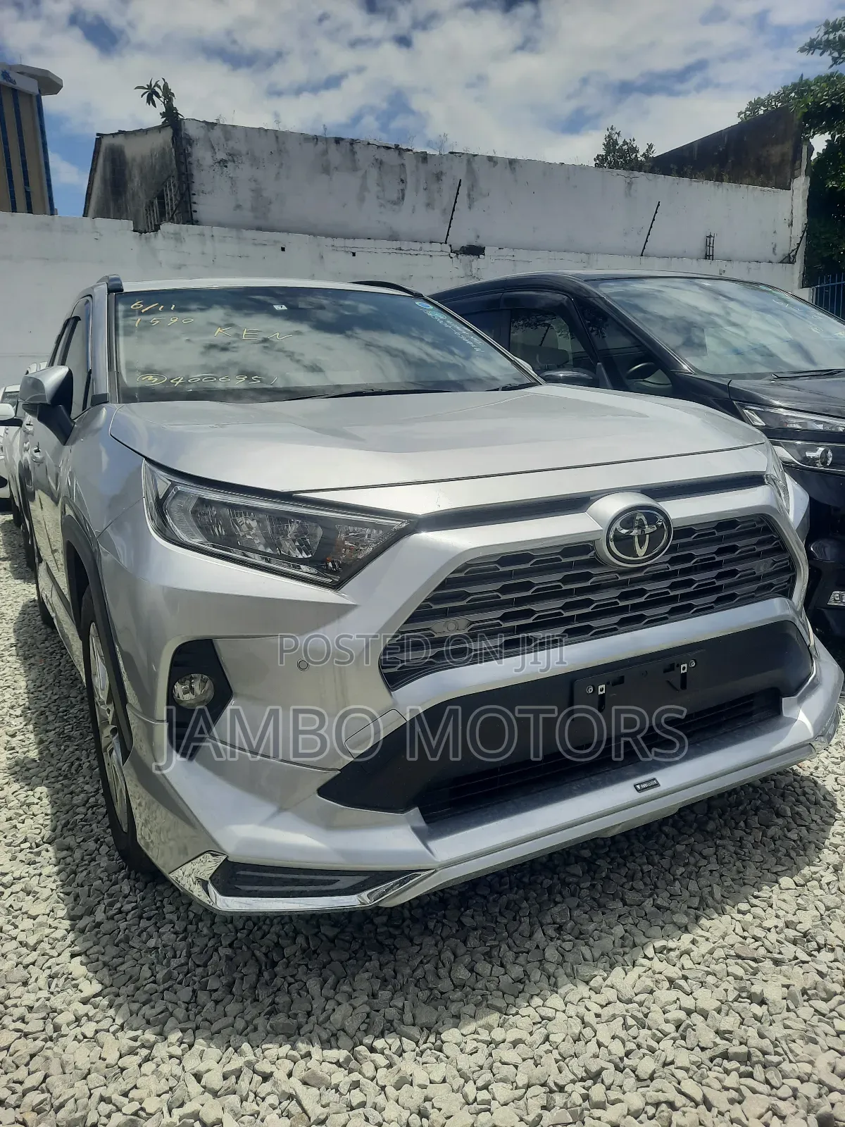 Toyota RAV4 LE AWD 2019 Silver