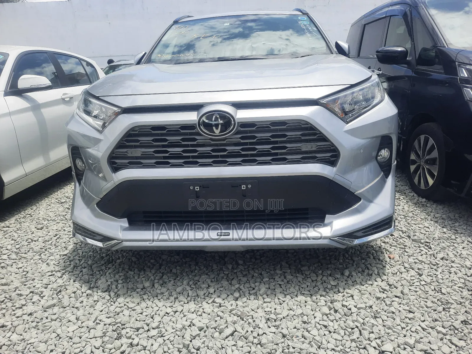 Toyota RAV4 LE AWD 2019 Silver