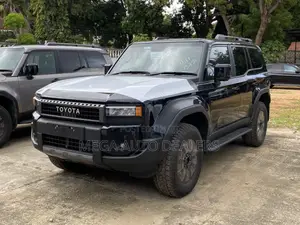 Toyota Land Cruiser Prado 2024 Black