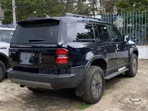 Toyota Land Cruiser Prado 2024 Black