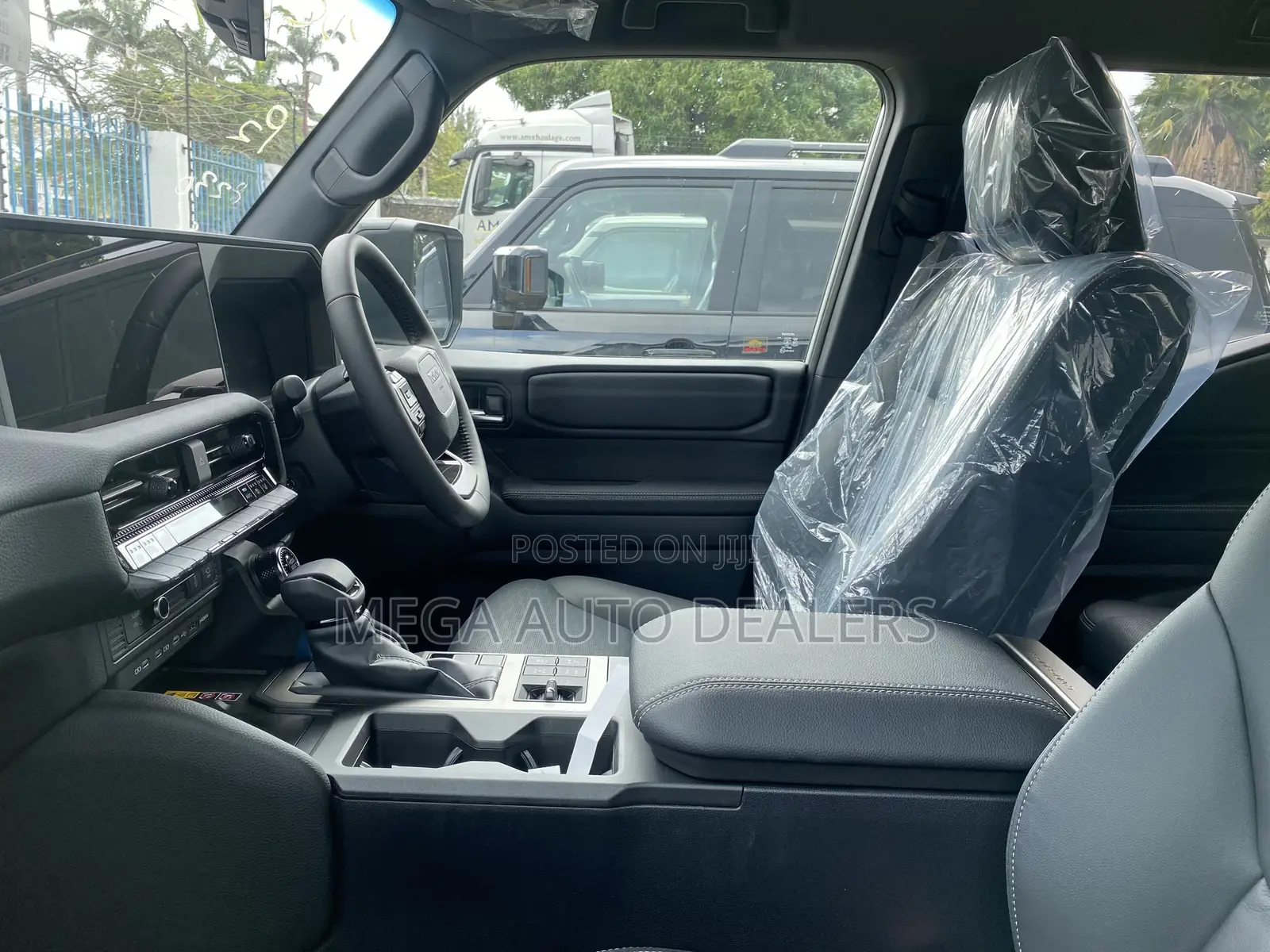 Toyota Land Cruiser Prado 2024 White
