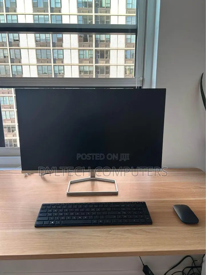 HP M27F Monitor 27 Inches