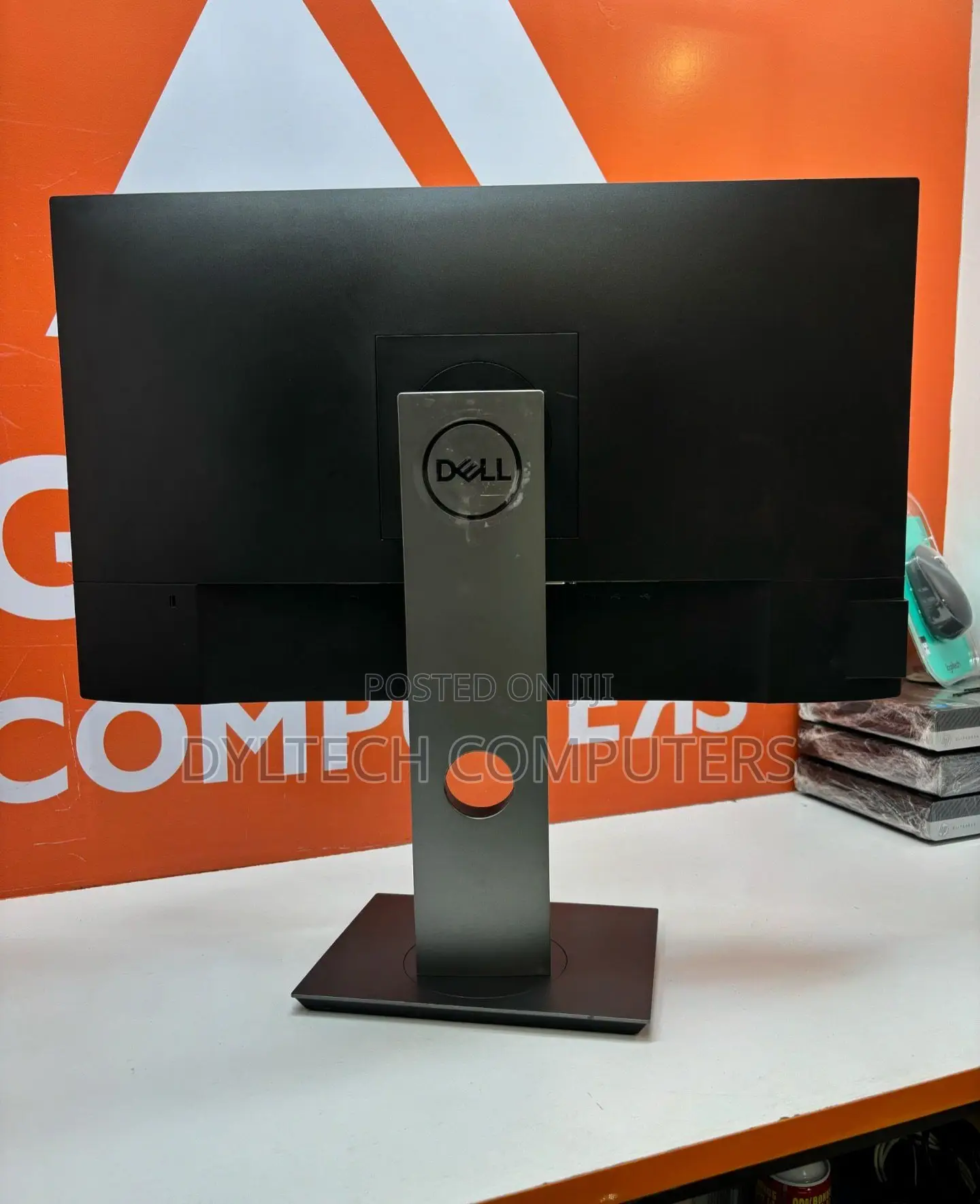 24 Inches Dell Edge to Edge Monitor