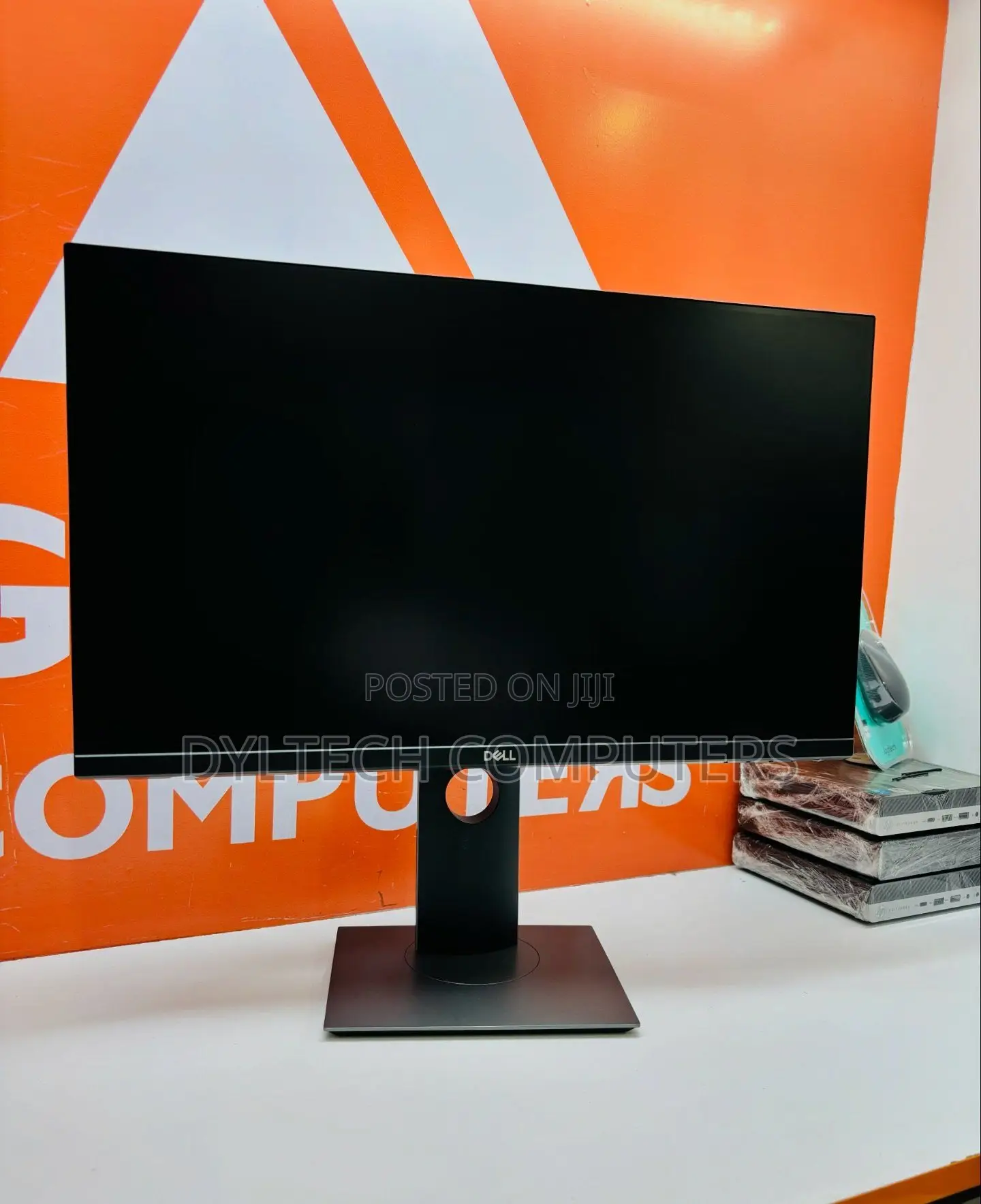 24 Inches Dell Edge to Edge Monitor
