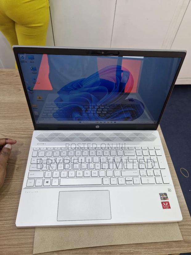 Laptop HP Pavilion 15 16GB AMD Ryzen 5 SSHD+SSD 512GB - main view