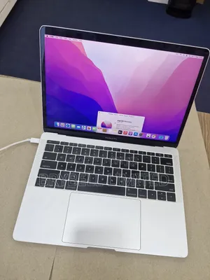 Laptop Apple MacBook Pro 2017 8GB Intel Core I5 SSD 256GB