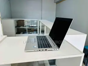Laptop HP EliteBook 830 G5 8GB Intel Core I5 SSD 256GB
