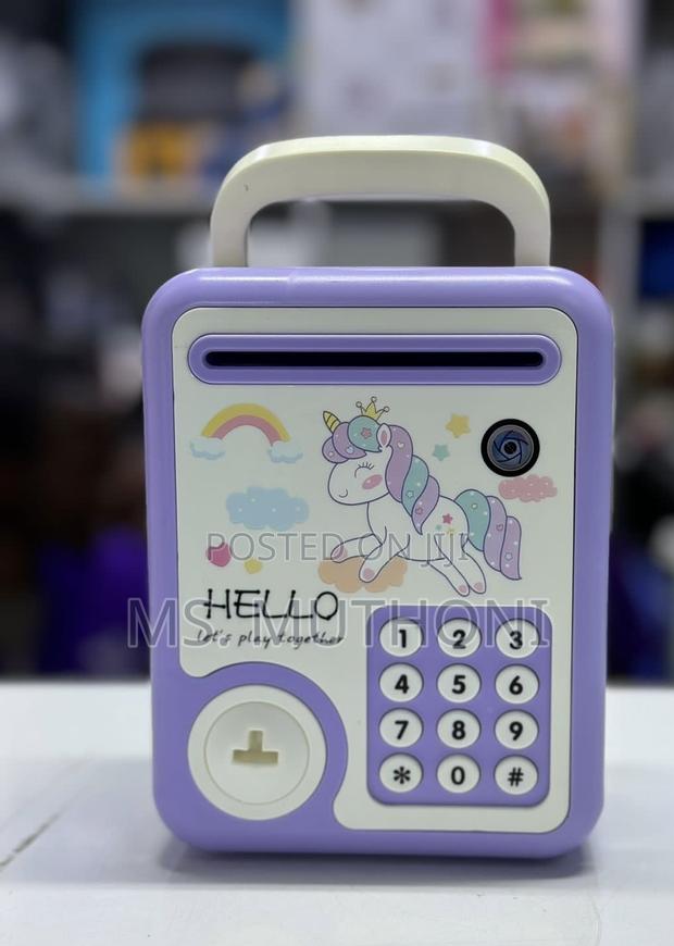 Battery Powered Piggy Bank* - thumbnail 4