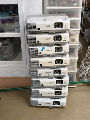 Epson Powerlite 915w